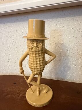 Mr. Peanut Tan 1960s Plastic Bank